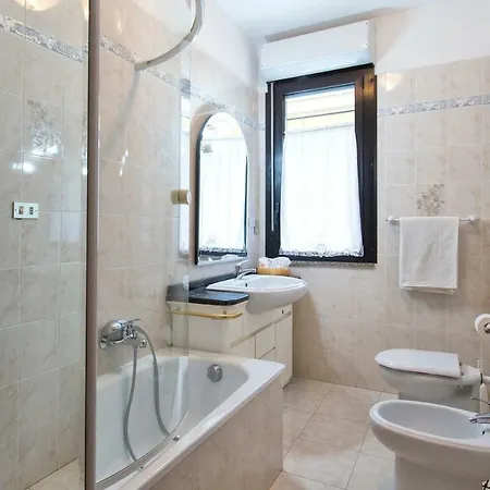 A Due Passi Dal Lido Apartment *